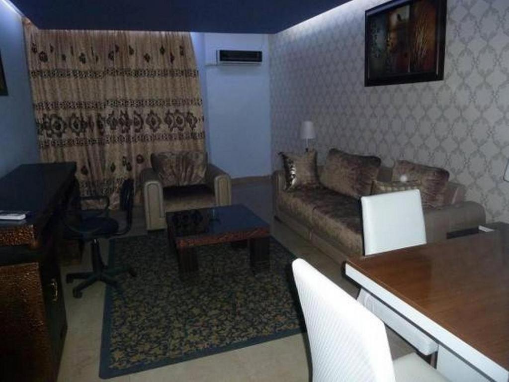 Imo Concorde Hotel Owerri Bagian luar foto