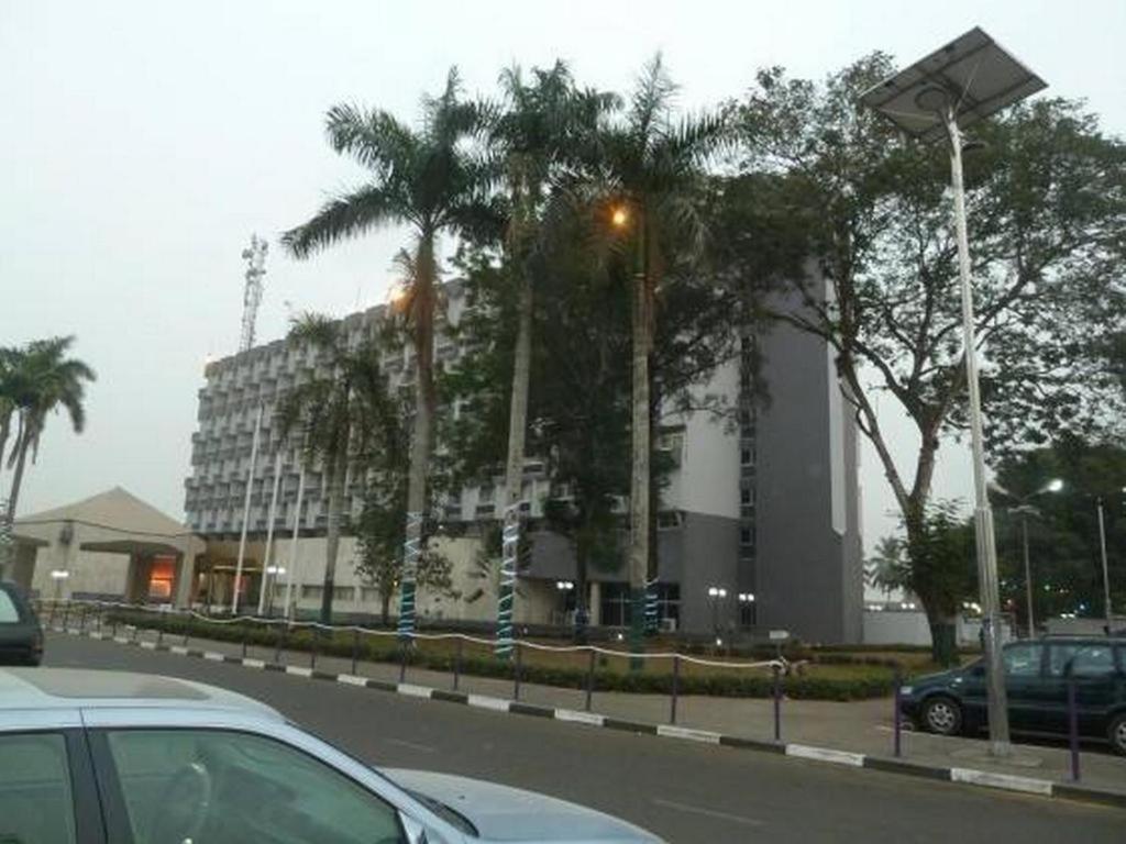 Imo Concorde Hotel Owerri Bagian luar foto