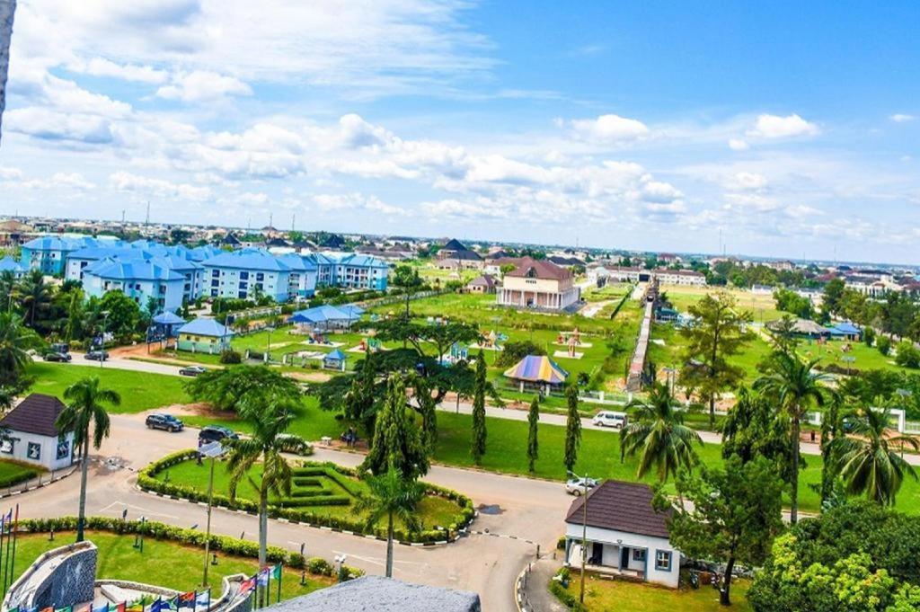 Imo Concorde Hotel Owerri Bagian luar foto
