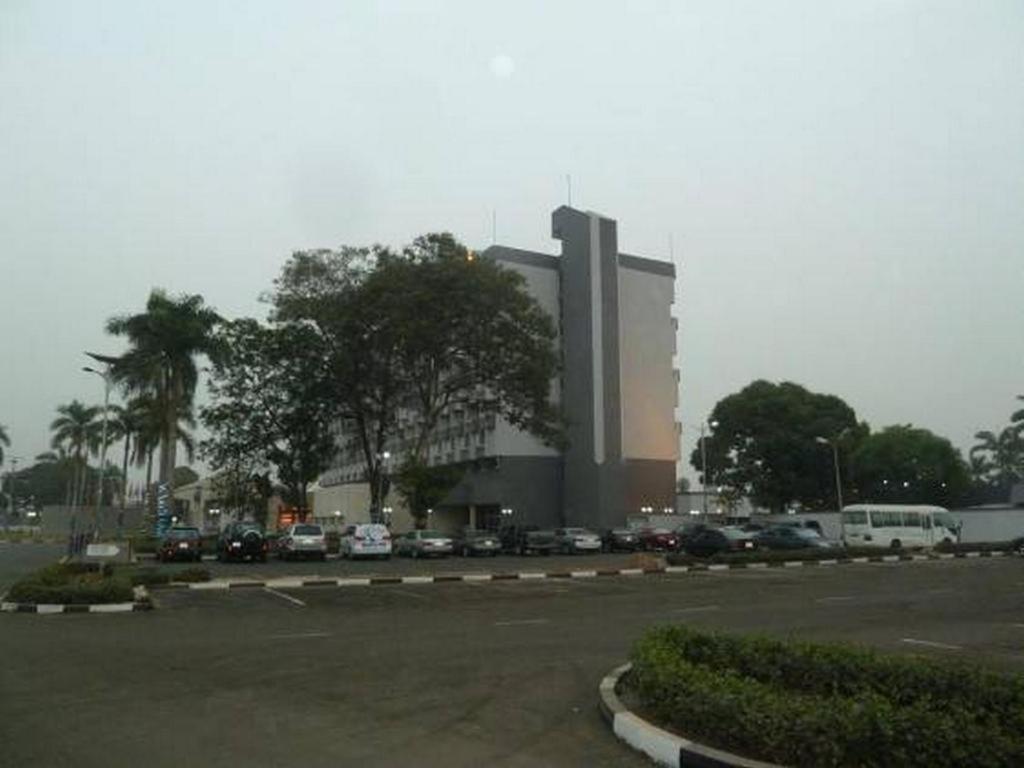 Imo Concorde Hotel Owerri Bagian luar foto