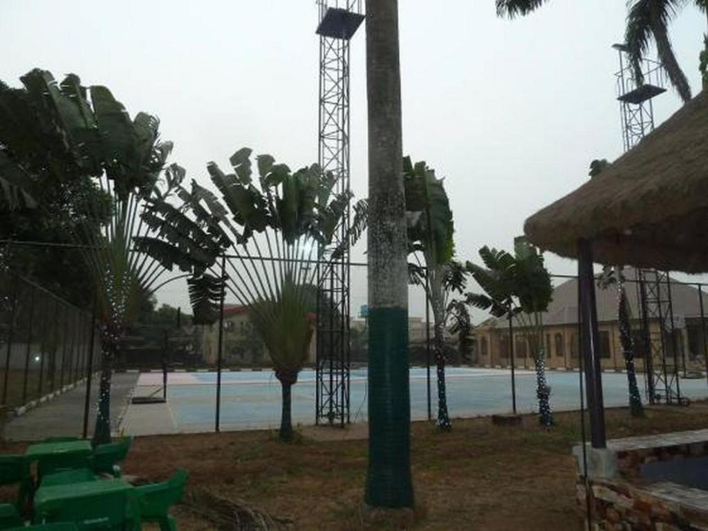 Imo Concorde Hotel Owerri Bagian luar foto